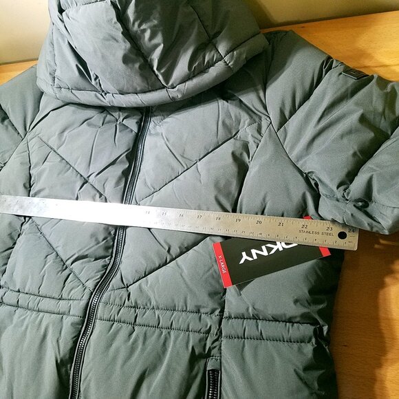 DKNY Long Quilted Puffer Jacket XL Gray New With Tags Removable Hood - Picture 4 of 16